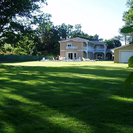Le Clos D'ignac Guest house *